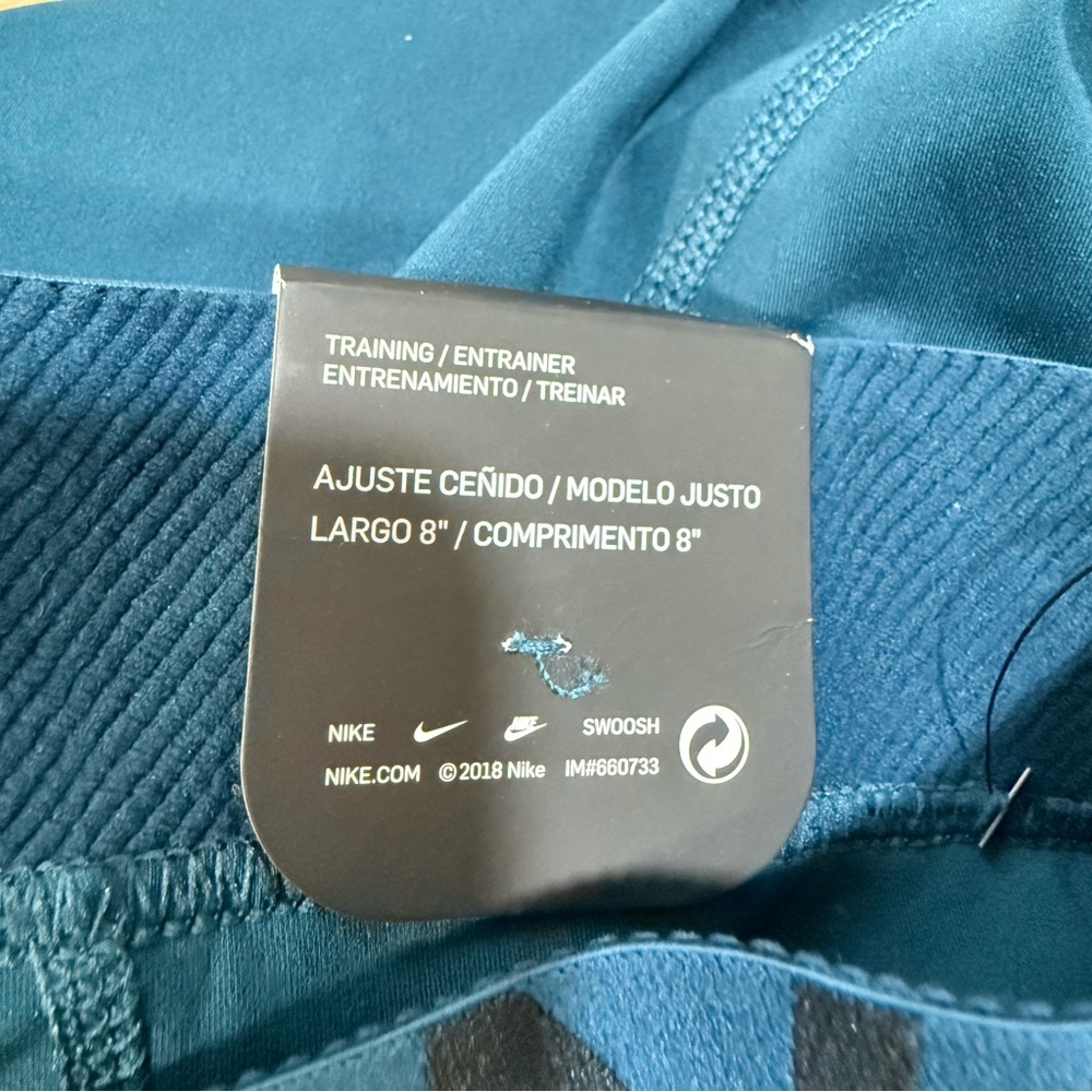NIKE NWT Women's 8” Training Shorts Pro Tight Fit Midnight Turquoise Large - Picture 7 of 10